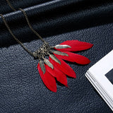 Collier Plumes Rouge