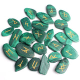 runes en pierre de malachite